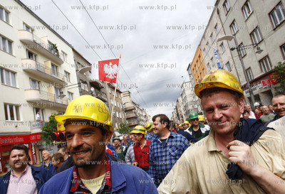 Gdynia.  Obrona stoczni polską racją stanu - pod...