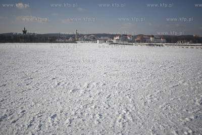 Sopot. Zamarznieta Zatoka Gdanska.
23.02.2011
fot....