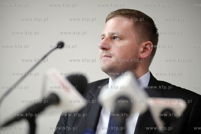 Gdansk. Konferencja prasowa prezesa Amber Gold Marcina...