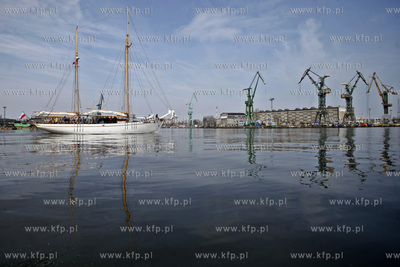 Zatoka Gdanska. Proba morska wyremontowanego zaglowca...