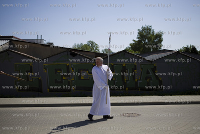 Procesja Bozego Ciala w gdanskiej dzielnicy Letnica....