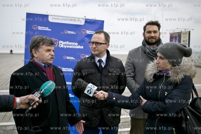 Sopot. Molo. Konferencja prasowa sopockiej
Platformy...