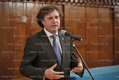 Sopot. Urząd Miasta Sopotu. Uroczyste wręczenie stypendiów...