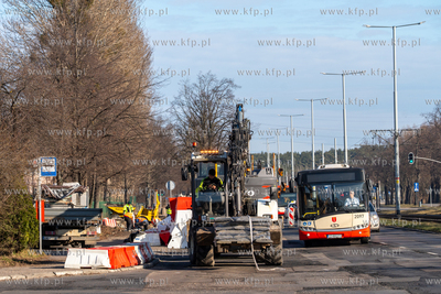 Remont nawierzchni al. Hallera w Gdańsku. 19.03.2026...