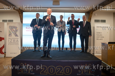 Noworoczna Lampka Szampana 2020 zorganizowana przez...