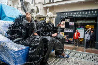 Sopocka Majowka. Parada Zwierzat - Krol Lew i jego...
