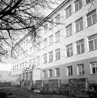 Budynek Szkoly Podstawowej nr 65 w Gdansku na ulicy...