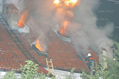 Pozar kosciola w Sulminie 28.08.2005 fot. Rafal Lasota...