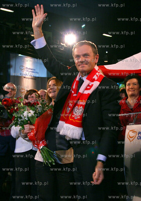 Wybory parlamentarne 2007. Wieczor wyborczy Platformy...