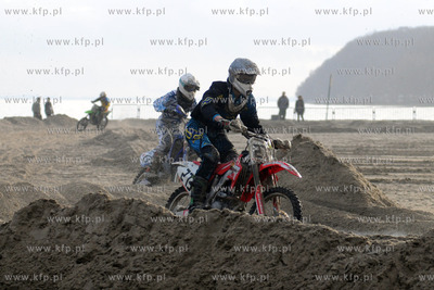 XX Final WOSP w Gdyni. Zawody Motocrossowe na Plazy...