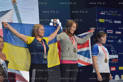 W ostatnim dniu odbywajacych sie w Hali Sportowo -...