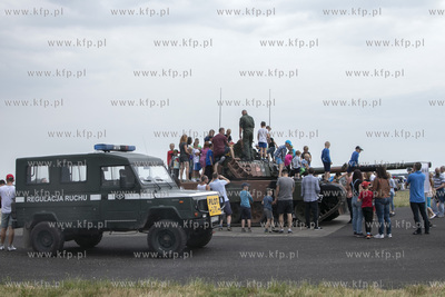 Święto 49. Bazy Lotniczej. Rodzinny Piknik Lotniczy...