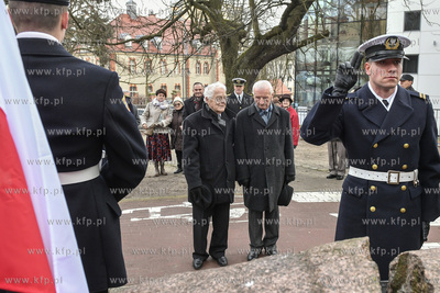 Sopot. Pomnik Armii Krajowej. 77. rocznica utworzenia...