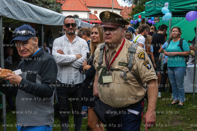 Festyn Integracyjny na Św. Wojciechu w Gdańsku. Tematem...