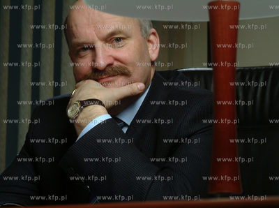 Pawel Olechnowicz - prezes Rafinerii Gdanskiej. 21.02.2003...