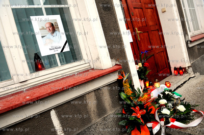 Zaloba po katastrofie samolotu prezydenckiego pod Smolenskiem....