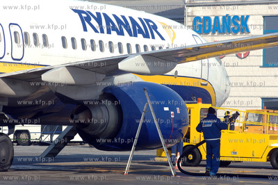 Port lotniczy im. Lecha Walesy w Gdansku. Nz Boeing...