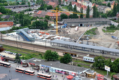 Wrzeszcz. Widok na bidowe dworca PKP Wrzeszcz
 z budowanego...