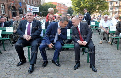 Gdansk. Plac Obronców Poczty Polskiej w Gdansku. Uroczystosci...