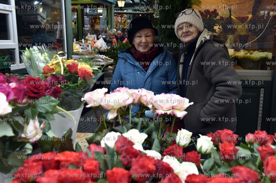 Świąteczne zakupy na Hali Targowej w Gdańsku. Zewnętrze...