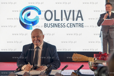 Poświęcenie i wmurowanie kamienia węgielnego pod...