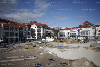 Remont Placu Przyjaciol Sopotu. Realizacja rozpoczela...