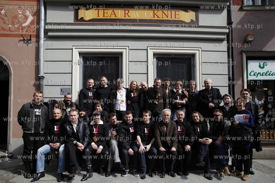 Gdansk. Ul. Dlugi Targ. Happening Pierwszy Zjazd Hamletów...