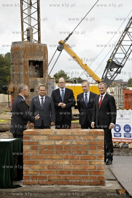 Gdansk. Uroczystosc wmurowania kamienia wegielnego...