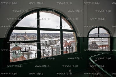 Sopot. Widok z latarni morskiej na ul Bohaterow Monte...