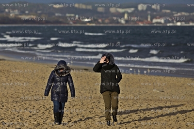 Silny wiatr w Gdańsku Brzeźnie.
27.12.2016
fot....
