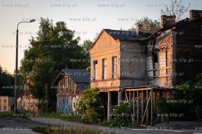 Gdańsk, Polski Hak, ul. Sienna Grobla. Nz. Stare budynki...