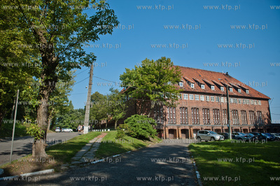 Gdansk. Komenda Wojewodzka Policji na Biskupiej Gorze....