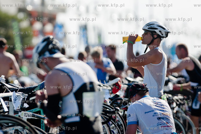 Zawody Herbalife Triathlon Gdynia 2013.
Nz zawodnicy...