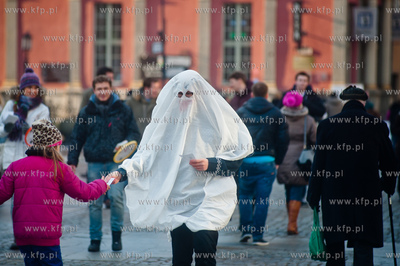 Gdansk. Dlugi Targ, Akcja pt. Nie daj sie pochlonac,...