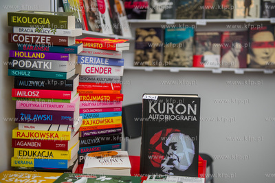 Plac Przyjaciol Sopotu. Festiwal Literacki Sopot. Targi...