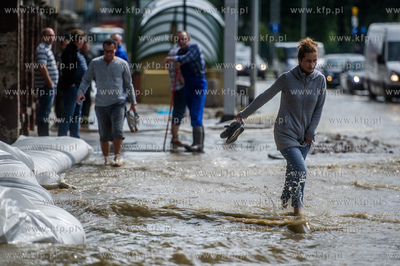 Gdańsk. Wrzeszcz. Skutki silnych opadow, które przeszły...