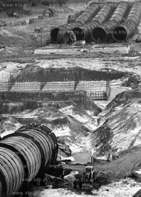 Budowa Elektrowni Wodnej Zarnowiec - najwiekszej w...