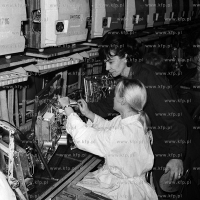 Linia montażowa odbiorników Fregata w Zakładach...