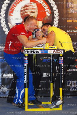 Centrum Silver Screen w Gdyni. Gala armwrestlingu zawodowego....