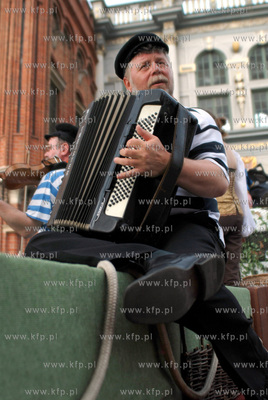 Baltic Sail 2008. Parada zeglarzy ulica Dluga w Gdansku.
11.07.2008
Fot....