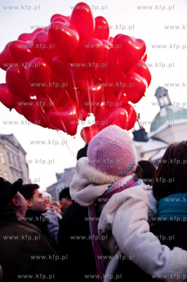 WOSP, Krakow. Scena muzyczna na Rynku Glownym. 11.01.2009...
