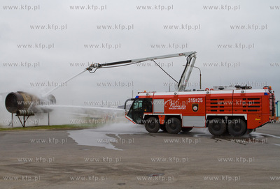 Gdansk Airport. Oficjalne przekazanie do uzytku lotniczego...