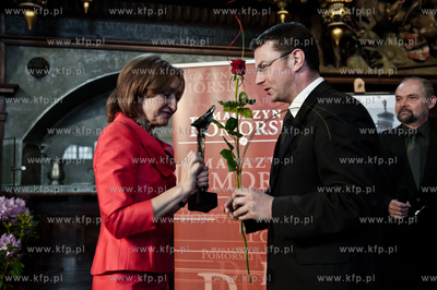 Gdansk. Dwor Artusa. Wreczenie nagrod w plebiscycie...