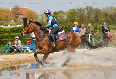 Drugi dzien Wszechstronnego Konkursu Konia Wierzchowego...
