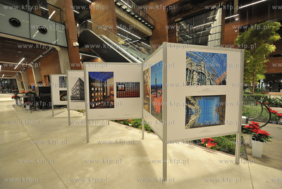 Europejskie Centrum Solidarnosci. Gdansk. Swiateczny...