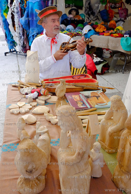 Sopot. Skwer Kuracyjny. Cepeliada. 19.07.2016 fot....