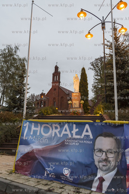 Kielno, wieś na Kaszubach. Plakaty wyborcze. 13.10.2019...