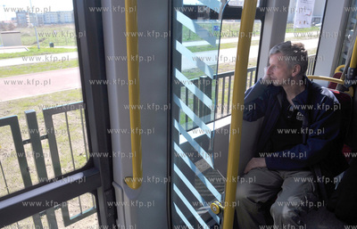 Inaguracyjny przejazd tramwajem na nowo otwartej lini...