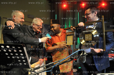 Jazzman Przemek Dyakowski koncertowo swietowal 80 urodziny...