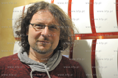 Dr Piotr Mikolajczak - prodziekan Wydzialu Architektury...